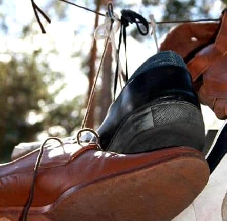 Skobutikskedjors hållbarhetsarbete trampar, redigerad vatten